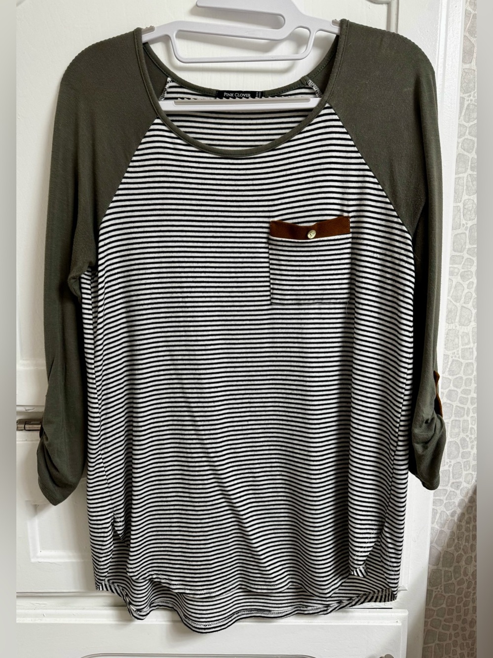 Pink Clover Olive Raglan Striped Long Sleeve Top with Pocket - Women’s Small